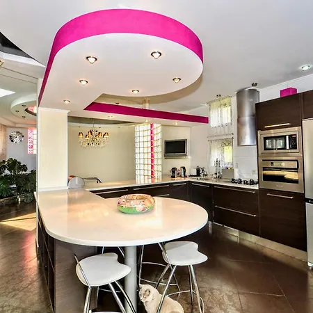 V&v Lloret- Luxury Villa Lloret de Mar
