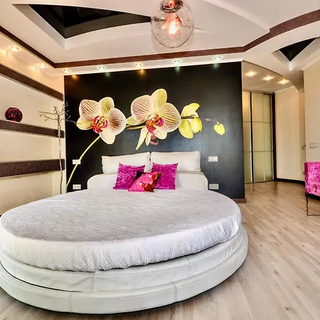 V&v Lloret- Luxury