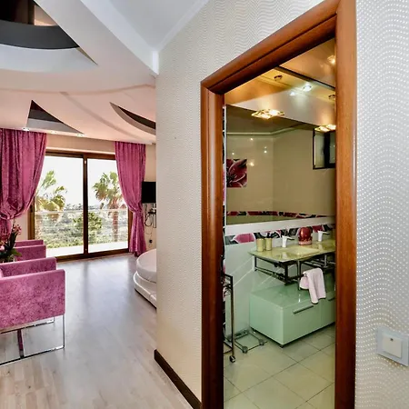 V&v Lloret- Luxury Villa