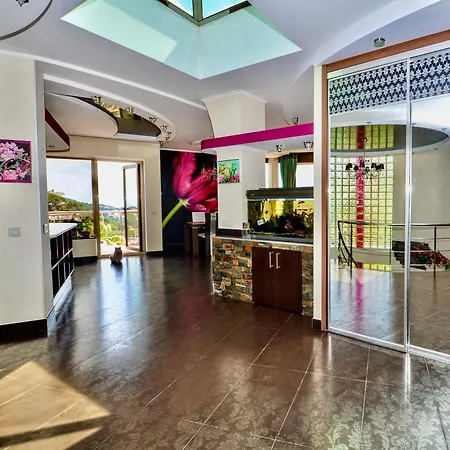V&v Lloret- Luxury Villa